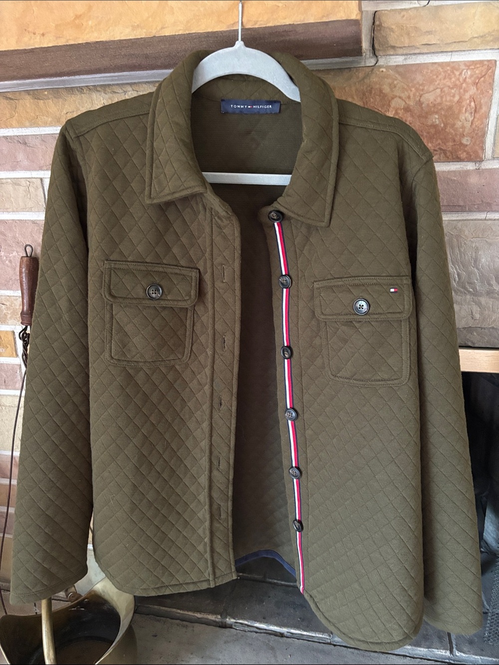 Tommy Hilfiger Quilted Olive Shirt Jacket with Signature Trim size M. Like new.